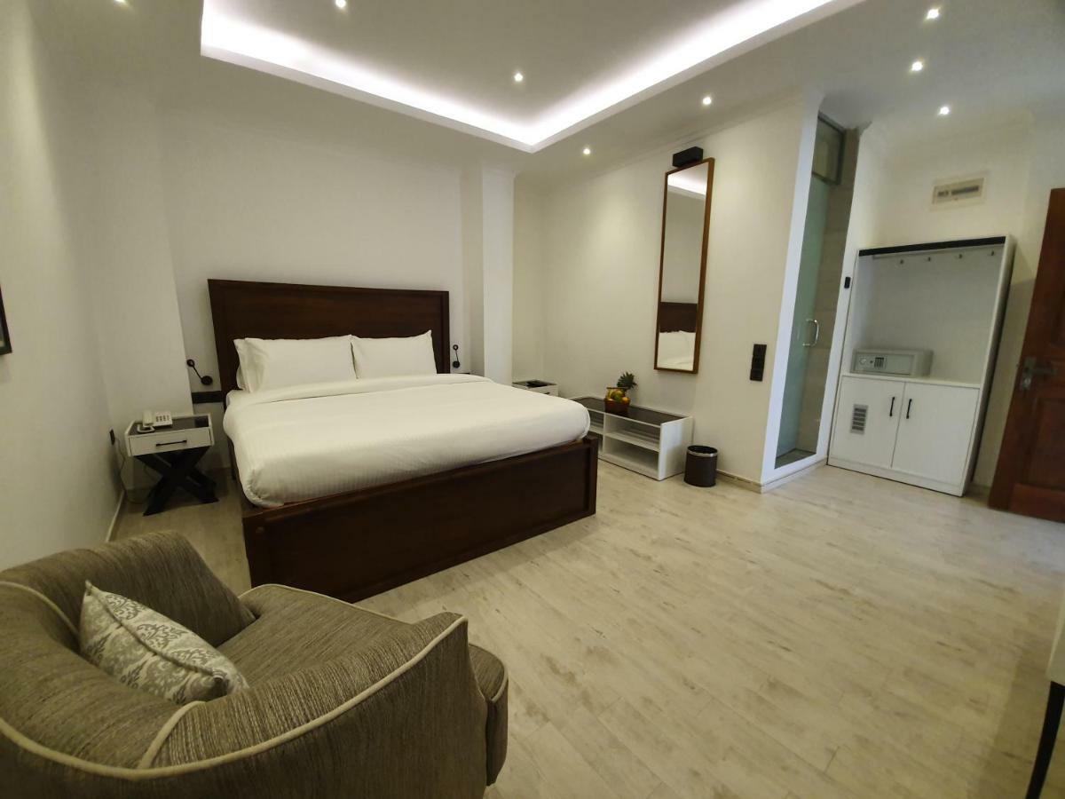 Bed Station 210 Hotell Kandy Eksteriør bilde