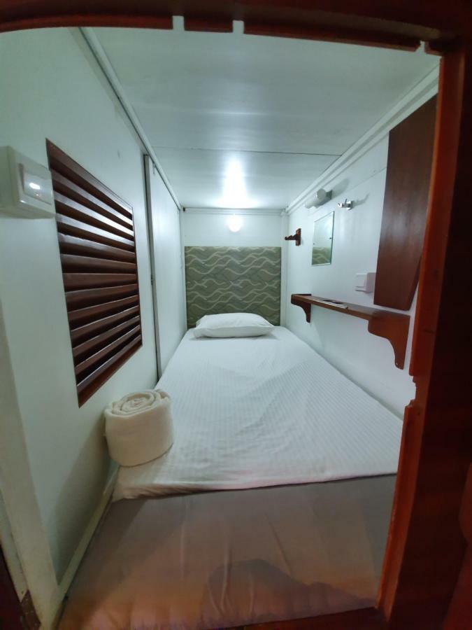 Bed Station 210 Hotell Kandy Eksteriør bilde